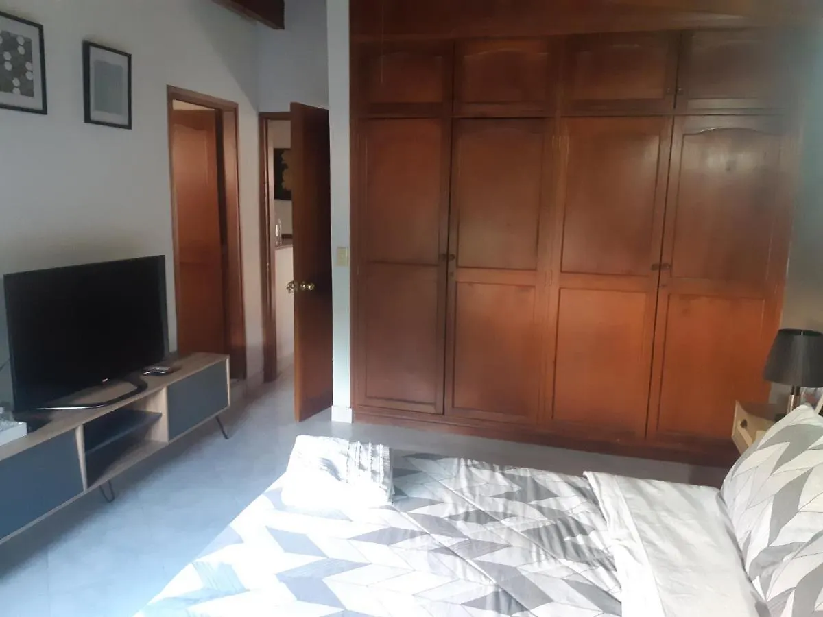 Homestay Casa Florida Apartment Medellin